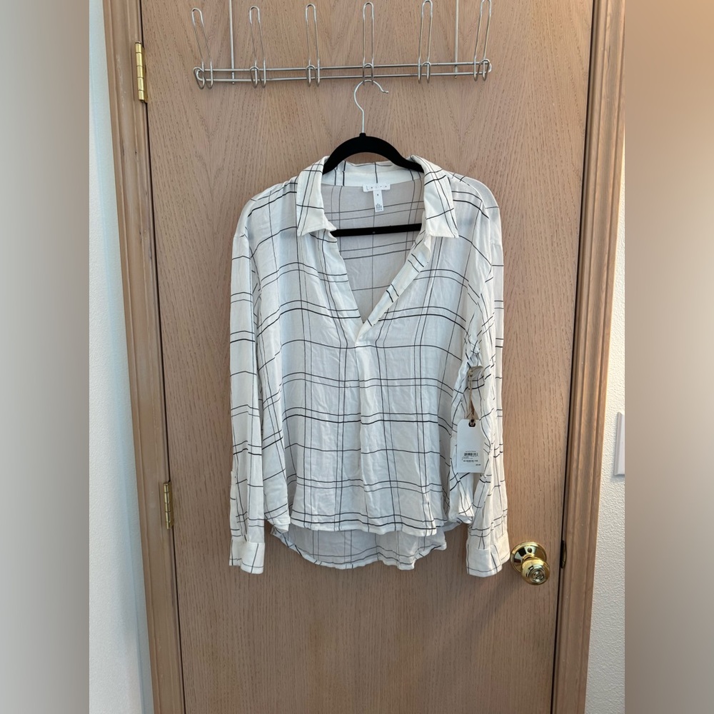 NWT Leith Blue and White Button Down Shirt Relaxed Notched Collar